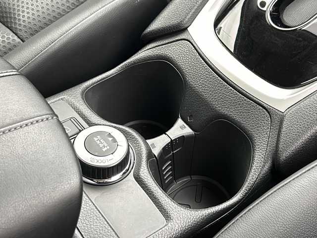 日産 エクストレイル 20X 宮城県 2017(平29)年 7.9万km ダイヤモンドブラック ナビ(AM/FM/BT/ワンセグTV/DVD/CD)/ワンオーナー/4WD/プロパイロット/アラウンドビューモニター/サンルーフ/インテリジェントルームミラー/ルーフレール/パワーバックドア/LEDヘッドライト/ETC/レーダークルーズコントロール/衝突軽減システム/横滑り防止装置/レーンキープアシスト/純正フロアマット/オートライト/純正18インチアルミホイール