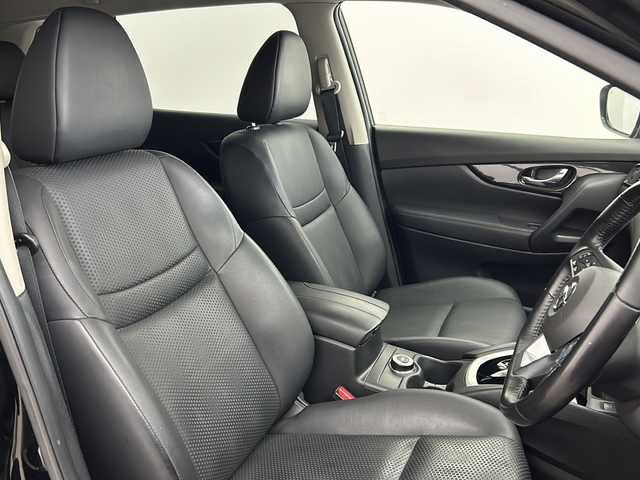 日産 エクストレイル 20X 宮城県 2017(平29)年 7.9万km ダイヤモンドブラック ナビ(AM/FM/BT/ワンセグTV/DVD/CD)/ワンオーナー/4WD/プロパイロット/アラウンドビューモニター/サンルーフ/インテリジェントルームミラー/ルーフレール/パワーバックドア/LEDヘッドライト/ETC/レーダークルーズコントロール/衝突軽減システム/横滑り防止装置/レーンキープアシスト/純正フロアマット/オートライト/純正18インチアルミホイール