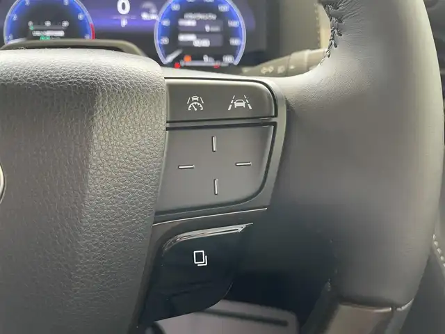 トヨタ アルファード Z 福島県 2025(令7)年 0.1千km ゴールド ワンオーナー/純正14インチディスプレイオーディオ/AM/FM/BT/USB/HDMI/フルセグTV/トヨタセーフティセンス/トヨタ チームメイト/左右独立ムーンルーフ/ユニバーサルステップ/パノラミックビューモニター/ブラインドスポットモニター/クリアランスソナー/デジタルインナーミラー/カラーヘッドアップディスプレイ/レーダークルーズコントロール/黒レザーシート/パワーシート/シートヒーター/エアシート/ステアリングヒーター/ステアリングリモコン/オートハイビーム/3眼LEDヘッドライト/ビルトインETC 2.0/置くだけ充電