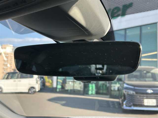 アウディ Ａ４ アバント 35TDI アドバンスド 東京都 2022(令4)年 0.7万km 白 ワンオーナー/Audi Safety & Driver Assistance/・アウディプレセンス/・サイドアシスト/・パークアシスト/・アクティブレーンアシスト/・トラフィックジャムアシスト/・サラウンドビューカメラ/プッシュスタート/アイドリングストップ/パドルシフト/純正ナビ/ETC2.0/前後ドライブレコーダー/ルーフレール/レザーシート/パワーシート/運転席シートメモリー機能/シートヒーター/オートマチックテールゲート/LEDヘッドライト/オートライト/17インチ純正アルミホイール
