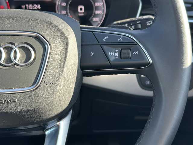 アウディ Ａ４ アバント 35TDI アドバンスド 東京都 2022(令4)年 0.7万km 白 ワンオーナー/Audi Safety & Driver Assistance/・アウディプレセンス/・サイドアシスト/・パークアシスト/・アクティブレーンアシスト/・トラフィックジャムアシスト/・サラウンドビューカメラ/プッシュスタート/アイドリングストップ/パドルシフト/純正ナビ/ETC2.0/前後ドライブレコーダー/ルーフレール/レザーシート/パワーシート/運転席シートメモリー機能/シートヒーター/オートマチックテールゲート/LEDヘッドライト/オートライト/17インチ純正アルミホイール