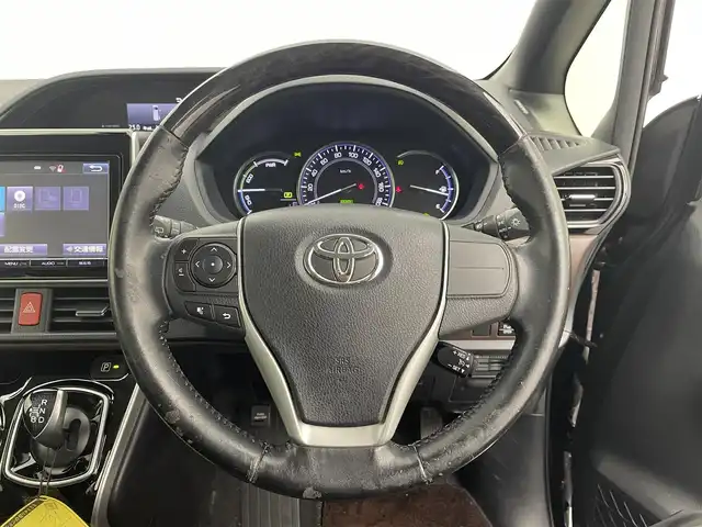 トヨタ エスクァイア ハイブリッド Gi 宮城県 2016(平28)年 2.6万km ボルドーマイカメタリック 純正９型ナビ　/両側パワースライドドア　/合皮シート　/シートヒーター　/バックモニター　/プリクラッシュセーフティ　/レーンディパーチャーアラート　/オートマチックハイビーム　/ＥＴＣ　/ＬＥＤヘッドランプ　/フルセグTV/Bluetoothオーディオ/禁煙車