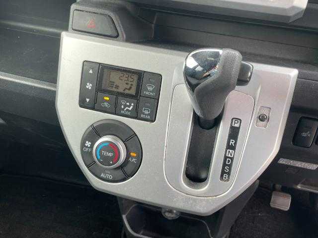 ダイハツ ウェイク X ファインセレクション SA 岩手県 2016(平28)年 10.3万km ブラックマイカメタリック 4WD/社外ＳＤナビ/ＣＤ／ＤＶＤ／ＢＴ／フルセグ/Ｂカメラ/エンスタ/純正フロアマット/Ｄ席シートヒーター/左側パワースライドドア/ＥＴＣ/衝突被害軽減ブレーキ/保証書/取扱説明書