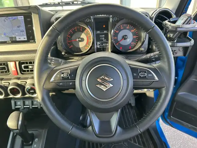 スズキ ジムニー XC 道南・函館 2021(令3)年 0.9万km ブリスクブルーメタリック/ブラック2トーンルーフ 社外ナビ/フルセグＴＶ/衝突軽減ブレーキ/夏冬タイヤ/バックカメラ/クルーズコントロール/車線逸脱警報装置/シートヒーター/ヘッドライトウォッシャー/オートライト/ダウンヒルコントロールアシスト