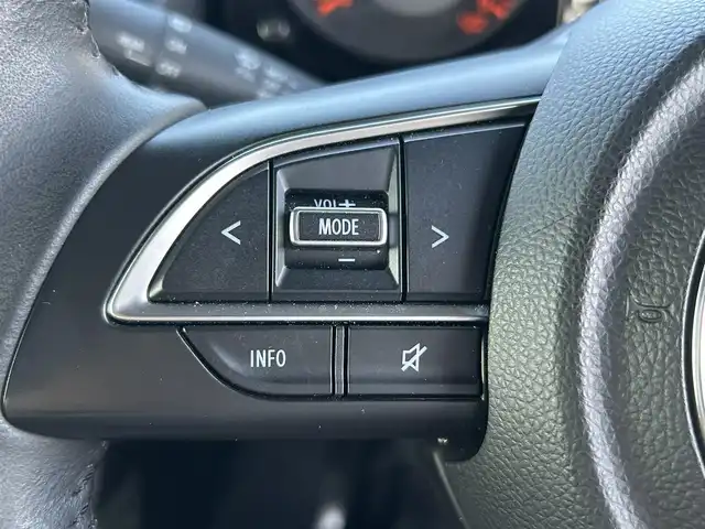 スズキ ジムニー XC 道南・函館 2021(令3)年 0.9万km ブリスクブルーメタリック/ブラック2トーンルーフ 社外ナビ/フルセグＴＶ/衝突軽減ブレーキ/夏冬タイヤ/バックカメラ/クルーズコントロール/車線逸脱警報装置/シートヒーター/ヘッドライトウォッシャー/オートライト/ダウンヒルコントロールアシスト