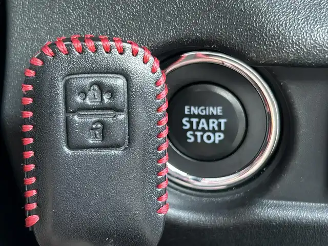 スズキ ジムニー XC 道南・函館 2021(令3)年 0.9万km ブリスクブルーメタリック/ブラック2トーンルーフ 社外ナビ/フルセグＴＶ/衝突軽減ブレーキ/夏冬タイヤ/バックカメラ/クルーズコントロール/車線逸脱警報装置/シートヒーター/ヘッドライトウォッシャー/オートライト/ダウンヒルコントロールアシスト
