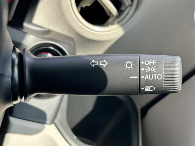 ホンダ Ｎ ＢＯＸ 愛知県 2024(令6)年 0.1万km未満 クリスタルブラックパール 登録時走行44km/ホンダセンシング/・衝突軽減ブレーキ/・歩行者事故低減ステアリング/・路外逸脱抑制機能/・渋滞追従機能付アダプティブクルーズコントロール/・車線維持支援システム/・近距離衝突軽減ブレーキ/・先行車発進お知らせ機能/・標識認識機能/・オートハイビーム/・パーキングセンサーシステム/・誤発進抑制機能/・後方誤発進抑制機能/片側パワースライドドア/フルLEDヘッドランプ/スマートキー/保証書・取説/スペアキー