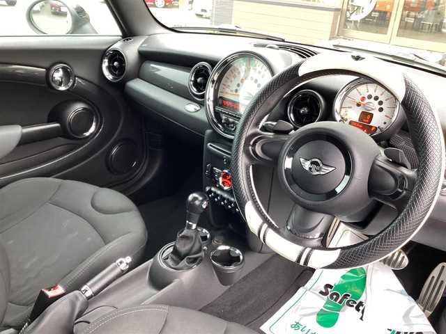ＭＩＮＩ ミニ クーパー S 宮城県 2012(平24)年 10.7万km ペッパー・ホワイト プッシュスタート/ターボ/純正アルミ/ETC/サンルーフ/純正オーディオ/電動格納ミラー/パワーステアリング/パワーウィンドウ