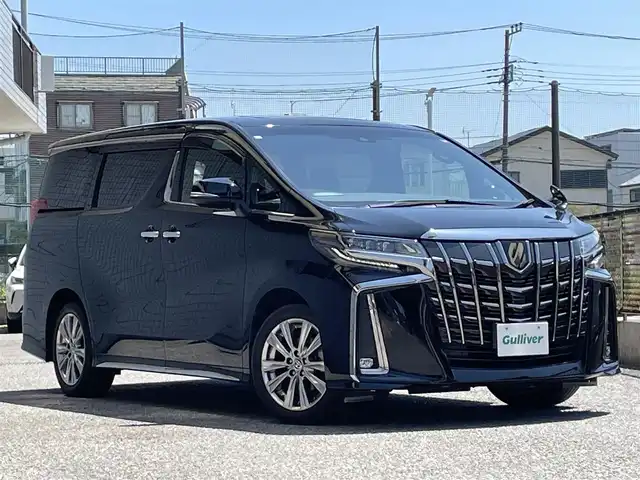 トヨタ アルファード S タイプゴールド 千葉県 2020(令2)年 2.3万km ブラック トヨタセーフティセンス/・衝突軽減ブレーキシステム/・レーンキープアシスト/・ブラインドスポットモニター/・クリアランスソナー/純正ディスプレイオーディオ/（ナビ/フルセグTV/Bluetooth/USB）/純正CD/DVDデッキ/バックカメラ/両側パワースライドドア/サンルーフ/純正フリップダウンモニター/デジタルインナーミラー/前後ドライブレコーダー/ビルトインETC2.0/クルーズコントロール/LEDヘッドライト/フォグライト/シーケンシャルウィンカー/パワーバックドア/電格ミラー/ドアバイザー/社外フロアマット/純正18インチアルミホイール