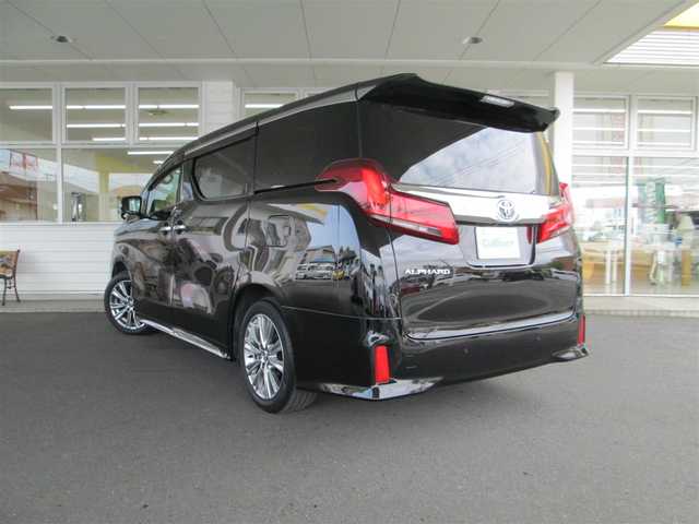 トヨタ アルファード S タイプゴールド 千葉県 2020(令2)年 2.3万km ブラック トヨタセーフティセンス/・衝突軽減ブレーキシステム/・レーンキープアシスト/・ブラインドスポットモニター/・クリアランスソナー/純正ディスプレイオーディオ/（ナビ/フルセグTV/Bluetooth/USB）/純正CD/DVDデッキ/バックカメラ/両側パワースライドドア/サンルーフ/純正フリップダウンモニター/デジタルインナーミラー/前後ドライブレコーダー/ビルトインETC2.0/クルーズコントロール/LEDヘッドライト/フォグライト/シーケンシャルウィンカー/パワーバックドア/電格ミラー/ドアバイザー/社外フロアマット/純正18インチアルミホイール