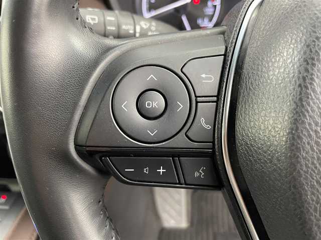 トヨタ ハリアー G 富山県 2022(令4)年 4.5万km ブラック 純正ディスプレイオーディオ（AM/FM/BT/USB）/バックカメラ/ドライブレコーダー/デジタルインナーミラー/ハーフレザーシート/衝突被害軽減システム/レーダークルーズコントロール/レーンキープアシスト/コーナーセンサー/横滑り防止装置/オートLEDライト/フォグライト/社外アルミホイール/純正フロアマット/革巻きステアリング/ステアリングスイッチ/スマートキー
