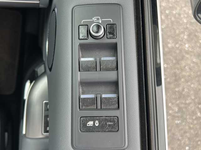 ランドローバー レンジローバースポーツ SE 岐阜県 2014(平26)年 3.4万km フジホワイト /純正ナビ/(Bluetooth接続/CD/ミュージックプレイヤー接続/USB)//フルセグテレビ//バックカメラ//テレインレスポンス//ヒルディセントコントロール//トラクションコントロール//スタビリティコントロール//エマージェンシーブレーキアシスト//パーキングコントロール//クルーズコントロール//プッシュスタート//ETC//運転席パワーシート//前席シートヒーター