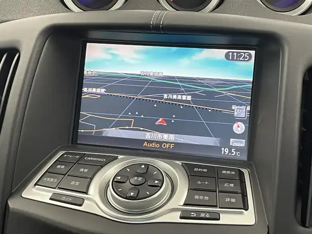 日産 フェアレディ Ｚ バージョンST 埼玉県 2009(平21)年 7.8万km ブレードシルバー 純正ナビ　バックカメラ　ＢＯＳＥサウンド　グレーレザーシート　シートヒーター　ＤＶＤ　オートライト　スマートキー　純正アルミホイール　純正フロアマット　オートエアコン　プッシュスタート　地デジＴＶ