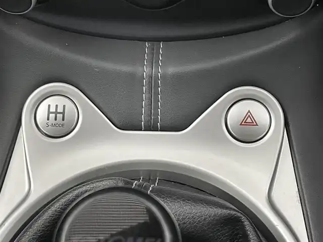 日産 フェアレディ Ｚ バージョンST 埼玉県 2009(平21)年 7.8万km ブレードシルバー 純正ナビ　バックカメラ　ＢＯＳＥサウンド　グレーレザーシート　シートヒーター　ＤＶＤ　オートライト　スマートキー　純正アルミホイール　純正フロアマット　オートエアコン　プッシュスタート　地デジＴＶ
