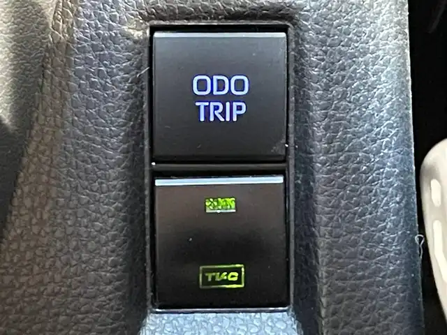 トヨタ ハリアー G 愛知県 2021(令3)年 3.5万km ブラック 純正ディスプレイオーディオ/ナビキッド/テレビキッド/バックカメラ/純正ドライブレコーダー/レーダークルーズコントロール/ビルトインETC/LEDヘッドライト/クリアランスソナー/スペアスマートキー1本