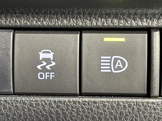 トヨタ ハリアー G 愛知県 2021(令3)年 3.5万km ブラック 純正ディスプレイオーディオ/ナビキッド/テレビキッド/バックカメラ/純正ドライブレコーダー/レーダークルーズコントロール/ビルトインETC/LEDヘッドライト/クリアランスソナー/スペアスマートキー1本