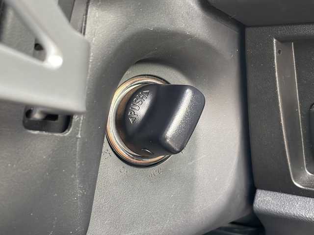 三菱 デリカＤ：５ アクティブギア 新潟県 2018(平30)年 7.7万km ダイヤモンドブラックマイカ 4WD/社外SDナビ(AVIC-RZ901)/CD/DVD/BT/フルセグテレビ/バックカメラ/ETC/ドライブレコーダー/クルーズコントロール/両側パワースライドドア/半革シート/シートヒーター /パドルシフト/スマートキー/キセノンヘッドライト/オートライト/フォグランプ/純正18インチアルミホイール