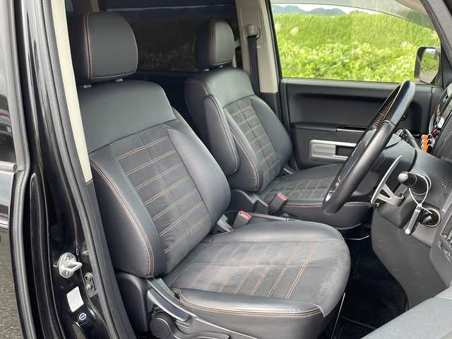 三菱 デリカＤ：５ アクティブギア 新潟県 2018(平30)年 7.7万km ダイヤモンドブラックマイカ 4WD/社外SDナビ(AVIC-RZ901)/CD/DVD/BT/フルセグテレビ/バックカメラ/ETC/ドライブレコーダー/クルーズコントロール/両側パワースライドドア/半革シート/シートヒーター /パドルシフト/スマートキー/キセノンヘッドライト/オートライト/フォグランプ/純正18インチアルミホイール