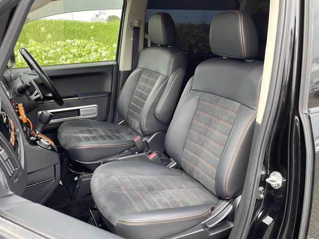 三菱 デリカＤ：５ アクティブギア 新潟県 2018(平30)年 7.7万km ダイヤモンドブラックマイカ 4WD/社外SDナビ(AVIC-RZ901)/CD/DVD/BT/フルセグテレビ/バックカメラ/ETC/ドライブレコーダー/クルーズコントロール/両側パワースライドドア/半革シート/シートヒーター /パドルシフト/スマートキー/キセノンヘッドライト/オートライト/フォグランプ/純正18インチアルミホイール
