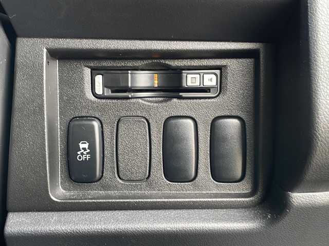三菱 デリカＤ：５ アクティブギア 新潟県 2018(平30)年 7.7万km ダイヤモンドブラックマイカ 4WD/社外SDナビ(AVIC-RZ901)/CD/DVD/BT/フルセグテレビ/バックカメラ/ETC/ドライブレコーダー/クルーズコントロール/両側パワースライドドア/半革シート/シートヒーター /パドルシフト/スマートキー/キセノンヘッドライト/オートライト/フォグランプ/純正18インチアルミホイール