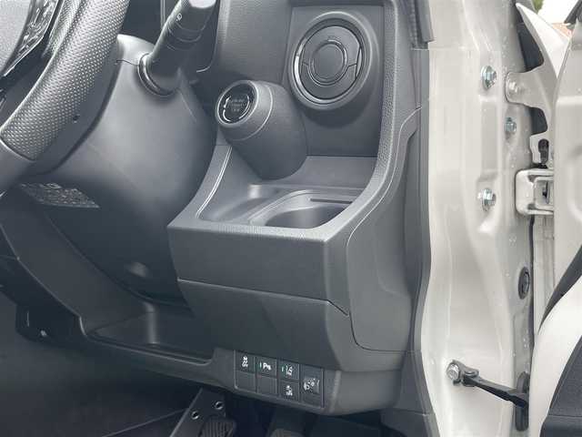 ホンダ Ｎ ＯＮＥ RS 静岡県 2022(令4)年 2.1万km 白Ⅱ 衝突軽減Ｂ　/車線逸脱警告　/ACC /FUJITSUBOマフラー　/TEIN車高調　/オートハイビーム/社外ナビ/地デジ/Bカメラ　/ステアリングスイッチ　/シートヒーター　/純正１５インチＡＷ　/リアスポイラー/スマートキー /スペアキー /保証書/取説　