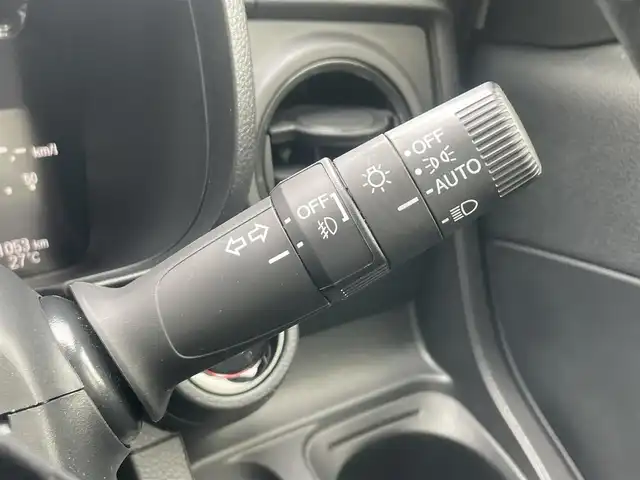 ホンダ Ｎ ＯＮＥ RS 静岡県 2022(令4)年 2.1万km 白Ⅱ 衝突軽減Ｂ　/車線逸脱警告　/ACC /FUJITSUBOマフラー　/TEIN車高調　/オートハイビーム/社外ナビ/地デジ/Bカメラ　/ステアリングスイッチ　/シートヒーター　/純正１５インチＡＷ　/リアスポイラー/スマートキー /スペアキー /保証書/取説　