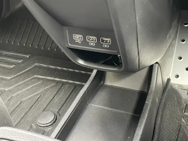 ホンダ Ｎ ＯＮＥ RS 静岡県 2022(令4)年 2.1万km 白Ⅱ 衝突軽減Ｂ　/車線逸脱警告　/ACC /FUJITSUBOマフラー　/TEIN車高調　/オートハイビーム/社外ナビ/地デジ/Bカメラ　/ステアリングスイッチ　/シートヒーター　/純正１５インチＡＷ　/リアスポイラー/スマートキー /スペアキー /保証書/取説　