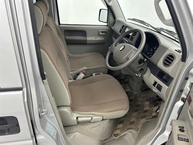 スズキ エブリイ ジョイン 愛知県 2011(平23)年 5.6万km シルキーシルバーメタリック 社外オーディオ/　(CD/AM/FM)/前席パワーウィンドウ/AC/Wエアバック/両側スライドドア/社外フロアマット/パワーステアリング/パワーウィンドウ/保証書/取扱説明書