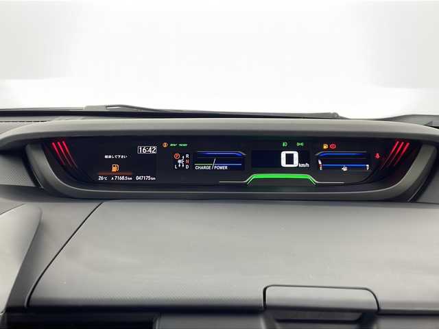 ホンダ フリード ハイブリット クロスター ホンダセンシング 愛知県 2021(令3)年 4.8万km プラチナホワイトパール 禁煙車/ワンオーナー/純正ディーラーナビ/（AM/FM/CD/DVD/BT/フルセグ/MUSIC RACK）/オートリトラミラー/両側パワースライドドア/革巻きステアリング/ステアリングスイッチ/ETC/バックカメラ/純正ドライブレコーダー前後/追従型クルーズコントロール/ハーフレザーシート/前席シートヒーター/衝突軽減システム/ビークルスタビリティアシスト/車線維持支援システム/チルト＆テレスコピックステアリング/ECON/純正ドアバイザー/純正フロアマット/ウィンカーミラー/シートリフター/オートライト/オートマチックハイビーム/フォグランプ/取扱説明書/保証書