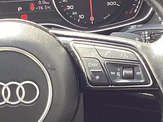 アウディ Ａ４ アバント 1．4TFSIスポーツ 愛知県 2016(平28)年 8.1万km パール ワンオーナー　/メーカーナビ　/フルセグ　/バックカメラ　/パワーバックドア　/パドルシフト　/ステアリングスイッチ　/ビルトインＥＴＣ　/ＨＩＤヘッド　/シートヒーター　/パワーシート　/ＩＳＯＦＩＸ　/コーナーセンサー　/スペアキー　/保証書