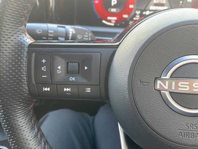 日産 オーラ ニスモ 兵庫県 2021(令3)年 2.2万km スーパーブラック ワンオーナー/Nissan connectナビゲーションシステム/　Bluetooth/HDMI/USB/AppleCarPlay/AM/FM/純正ドライブレコーダー（前後）/純正ビルトインETC2.0/アラウンドビューモニター/フルセグテレビ（走行中視聴不可）/プロパイロット/エマージェンシーブレーキ/デジタルインナーミラー/ブライドスポットモニター/オートホールド/ステアリングヒーター/シートヒーター（D+N席）/アダプティブクルーズコントロール/アンチロック・ブレーキ・システム/レーンキープアシスト/前後コーナーセンサー/横滑り防止装置/盗難防止装置/オートマチックハイビーム/LEDヘッドライト/純正フロアマット/純正アルミホイール（17インチ）/パワーステアリング/パワーウィンドウ/qi充電/スペアキー（1本）/保証書/取扱説明書