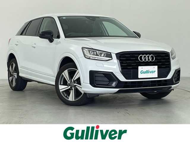 アウディ Ｑ２ 30TFSIスポーツ 群馬県 2020(令2)年 7.2万km グレイシアホワイトメタリック コンフォートパッケージ/・MMIナビゲーションシステム/・8.3インチカラーディスプレイ/・Audi connect/・スマートフィンインターフェイス/・TVチューナー/8スピーカー/・ETC車載器/Assistance＆safety/・アダプティブクルーズコントロール/・リヤビューカメラ/・エレクトロメカニカルパーキングブレーキ/・アウディホールドアシスト/・タイヤプレッシャーワーニング/・アドバンストキーシステム/アシスタンスパッケージ/・アウディアクティブレーンアシスト/・トラフィックジャムアシスト/・アウディサイドアシスト/・リヤクロストラフィックアシスト/・ハイビームアシスト/ ・アウディプレセンスベーシック/バーチャルコックピット/・12.3インチメーター/オートマチックテールゲート/LEDヘッドライト