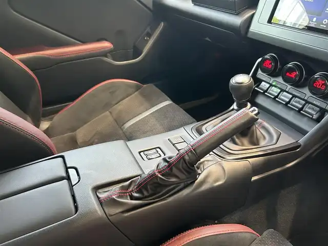 スバル ＢＲＺ STIスポーツ 大阪府 2024(令6)年 0.5万km 青 ハーフレザー/シートヒーター/ディスプレイオーディオ/applecarplay/バックカメラ/純正18インチAW/ETC/ドラレコ/デジタルインナーミラー/クリアランスソナー