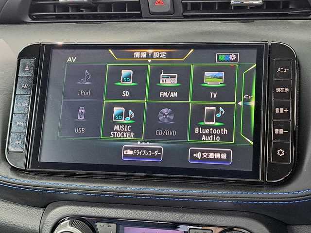 日産 キックス オーテック 大阪府 2022(令4)年 1.7万km ピュアブラック /禁煙ワンオーナー//プロパイロット//衝突被害軽減ブレーキ//純正SDナビ/MM321D-L//CD/DVD/フルTV/BT//全方位カメラ//追従式クルーズコントロール//デジタルインナーミラー//前席シートヒーター//ETC//前後ドラレコ//USB入力端子//純正アルミホイール//スマートキー