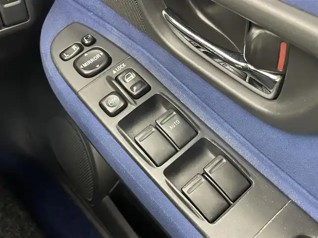 スバル インプレッサ ＷＲＸ 2004 V－Limited 埼玉県 2005(平17)年 7.3万km WRブルーマイカ ＥＴＣ　ＣＤ再生　純正アルミホイール　ＨＩＤライト　リモコンキー　パワーステアリング　パワーウインドウ　オートエアコン