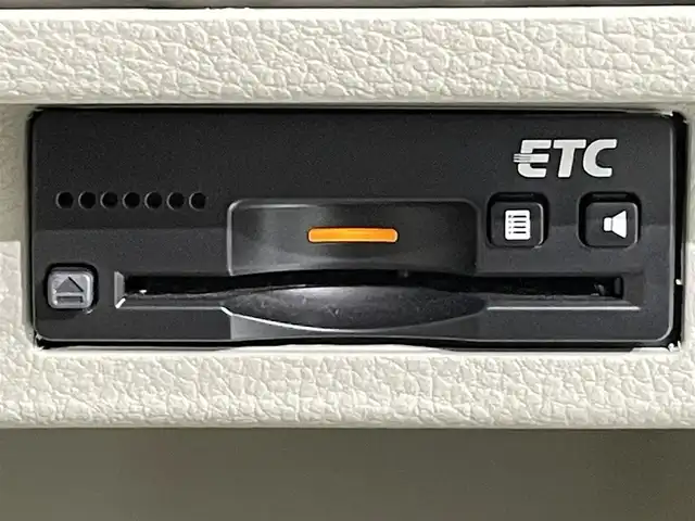 スズキ ラパン X 愛知県 2017(平29)年 4.1万km フォーンベージュメタリック/ホワイト2トーンルーフ 純正ナビ　/（ディスク/ラジオ/フルセグTV/USB/iPod/Bluetooth/aha/AUX)/アラウンドビューモニター　/衝突軽減ブレーキ　/シートヒーター　/ビルトインＥＴＣ　/アイドリングストップ　/ＵＳＢ接続　/アクセサリーソケット/ＬＥＤヘッドランプ　/ステアリングスイッチ　/プッシュスタート　/　　-スマートキー/横滑り防止/純正フロアマット/ISOFIX/電格ミラー