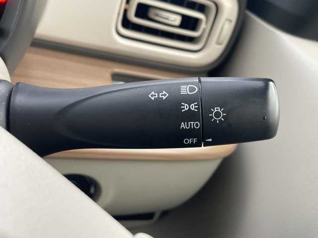 スズキ ラパン X 山口県 2017(平29)年 4.1万km フォーンベージュメタリック/ホワイト2トーンルーフ 純正ナビ　/（フルセグTV/USB/iPod/Bluetooth/aha/AUX)/アラウンドビューモニター　/衝突軽減ブレーキ　/シートヒーター　/ビルトインＥＴＣ　/アイドリングストップ　/ＵＳＢ接続　/アクセサリーソケット/ＬＥＤヘッドランプ　/ステアリングスイッチ　/プッシュスタート　/　　-スマートキー/横滑り防止/純正フロアマット/ISOFIX/電格ミラー