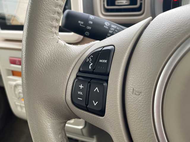 スズキ ラパン X 山口県 2017(平29)年 4.1万km フォーンベージュメタリック/ホワイト2トーンルーフ 純正ナビ　/（フルセグTV/USB/iPod/Bluetooth/aha/AUX)/アラウンドビューモニター　/衝突軽減ブレーキ　/シートヒーター　/ビルトインＥＴＣ　/アイドリングストップ　/ＵＳＢ接続　/アクセサリーソケット/ＬＥＤヘッドランプ　/ステアリングスイッチ　/プッシュスタート　/　　-スマートキー/横滑り防止/純正フロアマット/ISOFIX/電格ミラー