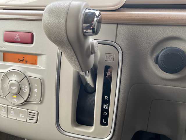 スズキ ラパン X 山口県 2017(平29)年 4.1万km フォーンベージュメタリック/ホワイト2トーンルーフ 純正ナビ　/（フルセグTV/USB/iPod/Bluetooth/aha/AUX)/アラウンドビューモニター　/衝突軽減ブレーキ　/シートヒーター　/ビルトインＥＴＣ　/アイドリングストップ　/ＵＳＢ接続　/アクセサリーソケット/ＬＥＤヘッドランプ　/ステアリングスイッチ　/プッシュスタート　/　　-スマートキー/横滑り防止/純正フロアマット/ISOFIX/電格ミラー