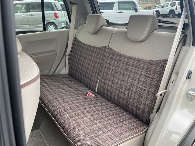 スズキ ラパン X 山口県 2017(平29)年 4.1万km フォーンベージュメタリック/ホワイト2トーンルーフ 純正ナビ　/（フルセグTV/USB/iPod/Bluetooth/aha/AUX)/アラウンドビューモニター　/衝突軽減ブレーキ　/シートヒーター　/ビルトインＥＴＣ　/アイドリングストップ　/ＵＳＢ接続　/アクセサリーソケット/ＬＥＤヘッドランプ　/ステアリングスイッチ　/プッシュスタート　/　　-スマートキー/横滑り防止/純正フロアマット/ISOFIX/電格ミラー