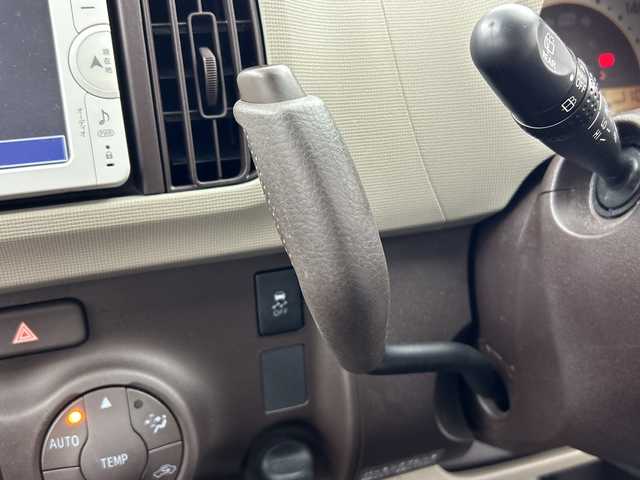 トヨタ パッソ プラスハナ Gパッケージ 三重県 2014(平26)年 4.8万km ダークグリーンマイカM/ライトグレーM /禁煙車//純正ナビ/ フルセグTV/Bluetooth/CD/AUX//AAC//電格ミラー//バックモニター//ドラレコ//ETC//アイドリングストップ//ライトレベライザー//フォグライト//純正アルミホイール