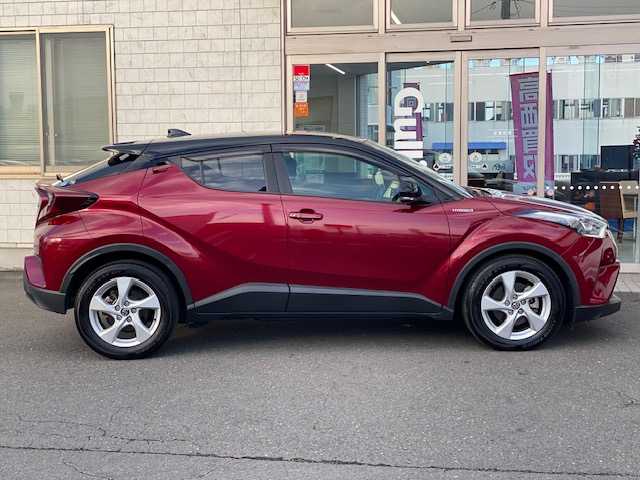 トヨタ Ｃ－ＨＲ S LEDパッケージ 青森県 2019(令1)年 7.6万km ブラック/センシュアルレッドマイカ 2トーン ワンオーナー/トヨタセーフティセンス/・プリクラッシュセーフティ/・レーントレーシングアシスト/・レーダークルーズコントロール/・オートマチックハイビーム/純正ナビ/【CD/DVD/フルセグ/SD/Bluetooth】/バックカメラ/ステアリングスイッチ/オートライト/フォグランプ/ビルトインETC/TOYO24年製サマータイヤ/取扱説明書/保証書