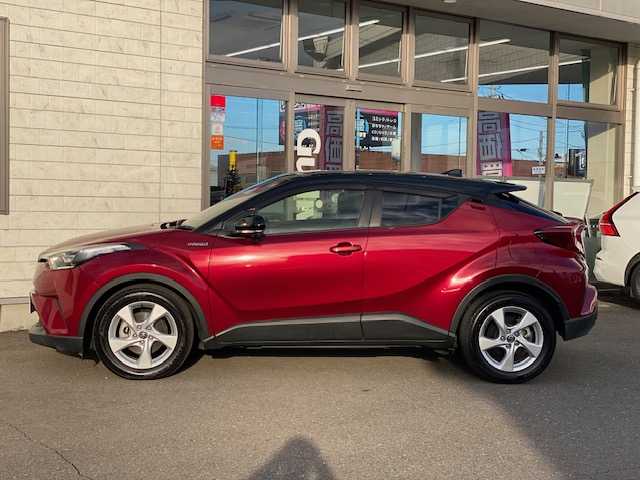 トヨタ Ｃ－ＨＲ S LEDパッケージ 青森県 2019(令1)年 7.6万km ブラック/センシュアルレッドマイカ 2トーン ワンオーナー/トヨタセーフティセンス/・プリクラッシュセーフティ/・レーントレーシングアシスト/・レーダークルーズコントロール/・オートマチックハイビーム/純正ナビ/【CD/DVD/フルセグ/SD/Bluetooth】/バックカメラ/ステアリングスイッチ/オートライト/フォグランプ/ビルトインETC/TOYO24年製サマータイヤ/取扱説明書/保証書