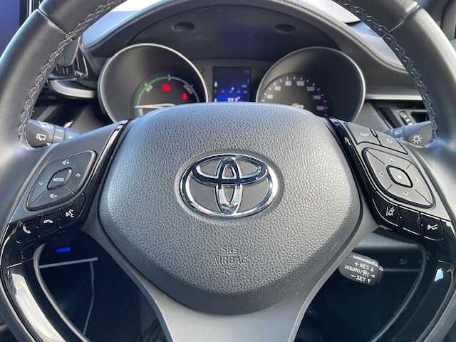 トヨタ Ｃ－ＨＲ S LEDパッケージ 青森県 2019(令1)年 7.6万km ブラック/センシュアルレッドマイカ 2トーン ワンオーナー/トヨタセーフティセンス/・プリクラッシュセーフティ/・レーントレーシングアシスト/・レーダークルーズコントロール/・オートマチックハイビーム/純正ナビ/【CD/DVD/フルセグ/SD/Bluetooth】/バックカメラ/ステアリングスイッチ/オートライト/フォグランプ/ビルトインETC/TOYO24年製サマータイヤ/取扱説明書/保証書