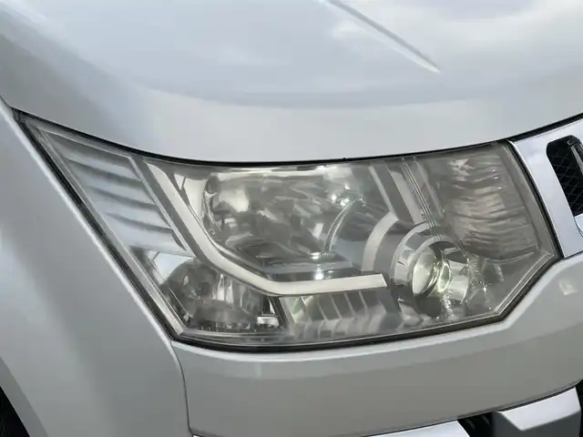 三菱 デリカＤ：５ シャモニー 岩手県 2010(平22)年 13.6万km ウォームホワイトパール ４WD/両側パワースライドドア/純正ナビ/フルセグTV/CD/DVD/FM/AM/バックカメラ/クルーズコントロール（追従機能あり）/パドルシフト/オートライト/フォグランプ/ETC/スペアキー/純正アルミホイール/純正フロアマット/ドアバイザー
