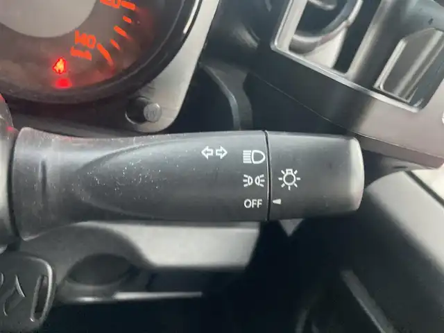 スズキ ジムニー XG 島根県 2021(令3)年 3.4万km シルキーシルバーメタリック ワンオーナー /社外オーディオプレイヤー(ラジオ/CD/USB/BT)/5MT/切り替え4WD/ハロゲンライト/LEDルームランプ/純正ゴムマット/取扱説明書/保証書