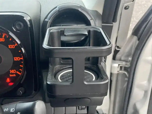 スズキ ジムニー XG 島根県 2021(令3)年 3.4万km シルキーシルバーメタリック ワンオーナー /社外オーディオプレイヤー(ラジオ/CD/USB/BT)/5MT/切り替え4WD/ハロゲンライト/LEDルームランプ/純正ゴムマット/取扱説明書/保証書