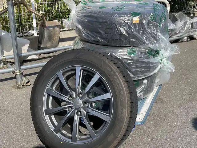 レクサス ＵＸ 250h バージョンC 島根県 2019(令1)年 5.2万km ブレージングカーネリアンコントラストレイヤリング 純正ナビ/CD/DVD/DTV/Bluetooth/USB/パノラミックビューモニター/レーダークルーズコントロール/白革シート/パワーシート/メモリーシート /シートヒーター /ステアリングヒーター/ステアリングスイッチ/クリアランスソナー /BSM/HUD/三眼LEDオートライト/オートマチックハイビーム /純正アルミホイール/アルミホイール付きスタッドレス積込/スマートキー/プッシュスタート /純正フロアマット/前後ドライブレコーダー/パワーバックドア