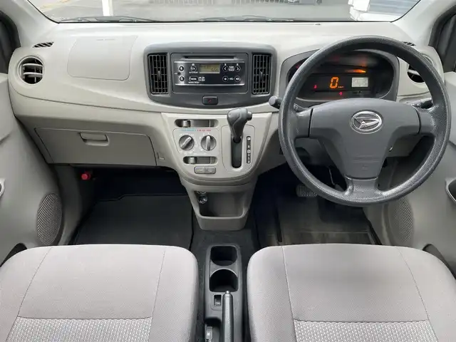 ダイハツ ミラ イース Lf 道央・札幌 2015(平27)年 11.4万km スカイブルー ４WD/純正オーディオ(AM/FM/CD/AUX)/純正ラバーマット/アイドリングストップ/盗難防止装置/ヘッドライトレベライザー/スペアキー/バニティミラー