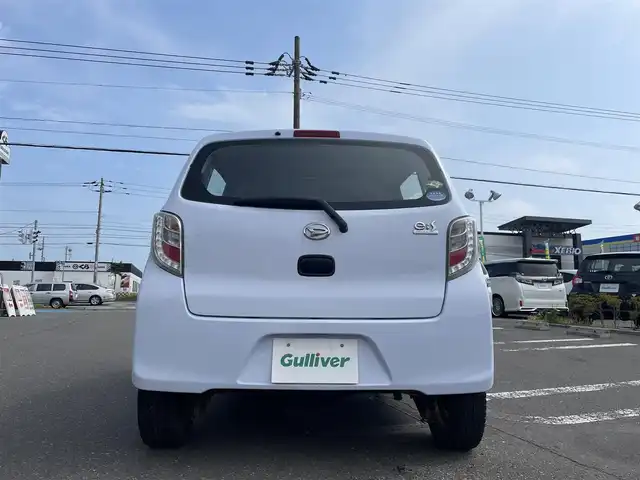 ダイハツ ミラ イース Lf 道央・札幌 2015(平27)年 11.4万km スカイブルー ４WD/純正オーディオ(AM/FM/CD/AUX)/純正ラバーマット/アイドリングストップ/盗難防止装置/ヘッドライトレベライザー/スペアキー/バニティミラー